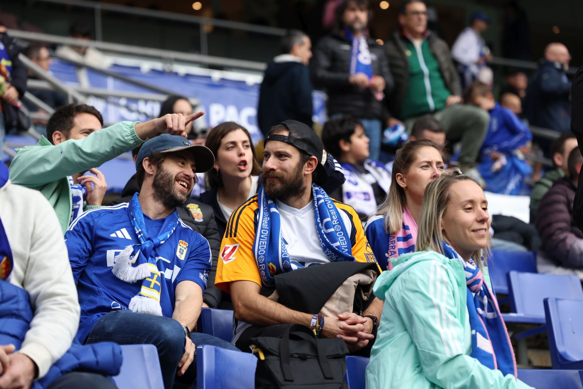 Fotos: ¿Estuviste en el Real Oviedo - Castellón? ¡Búscate!