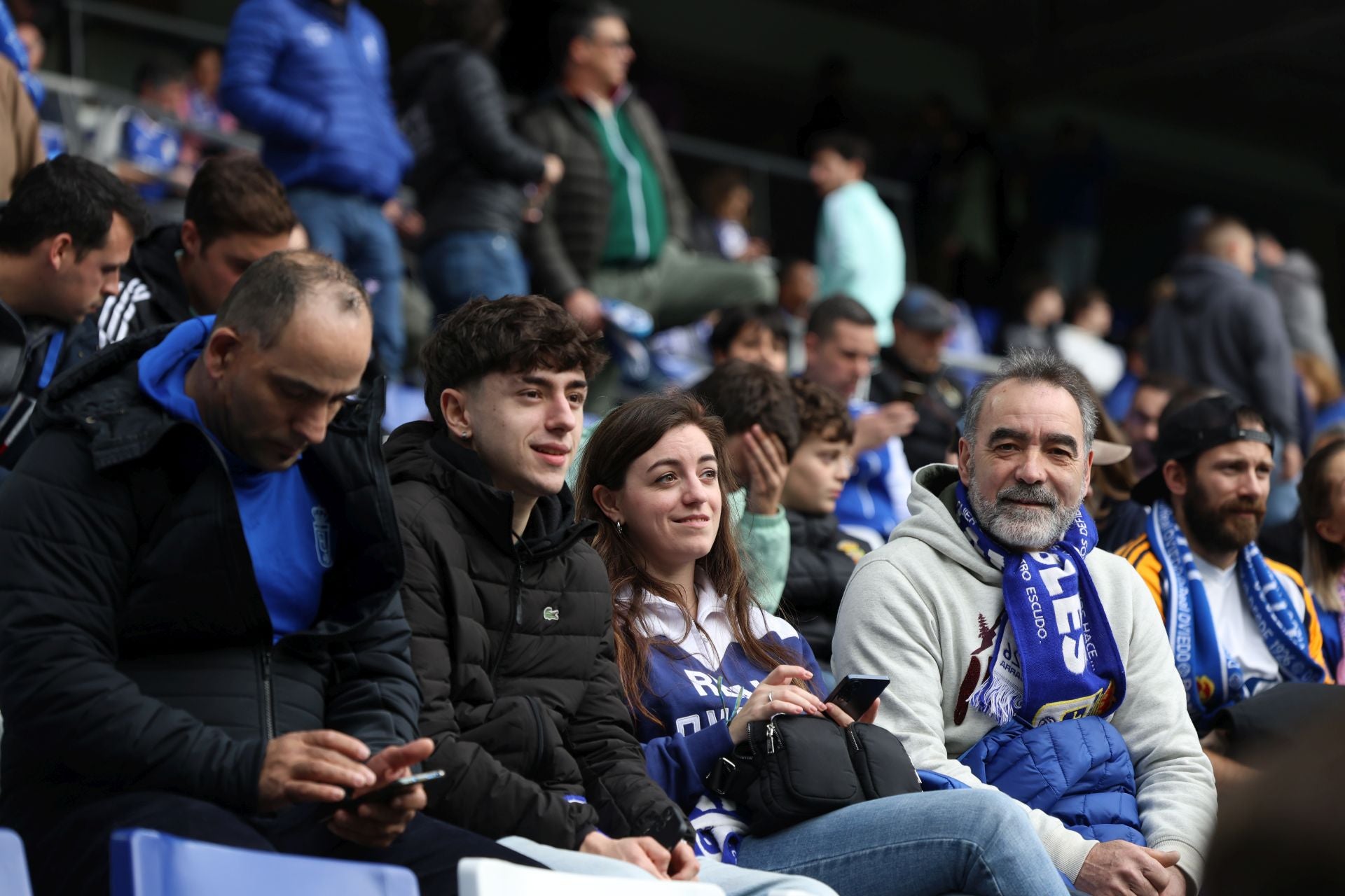 Fotos: ¿Estuviste en el Real Oviedo - Castellón? ¡Búscate!