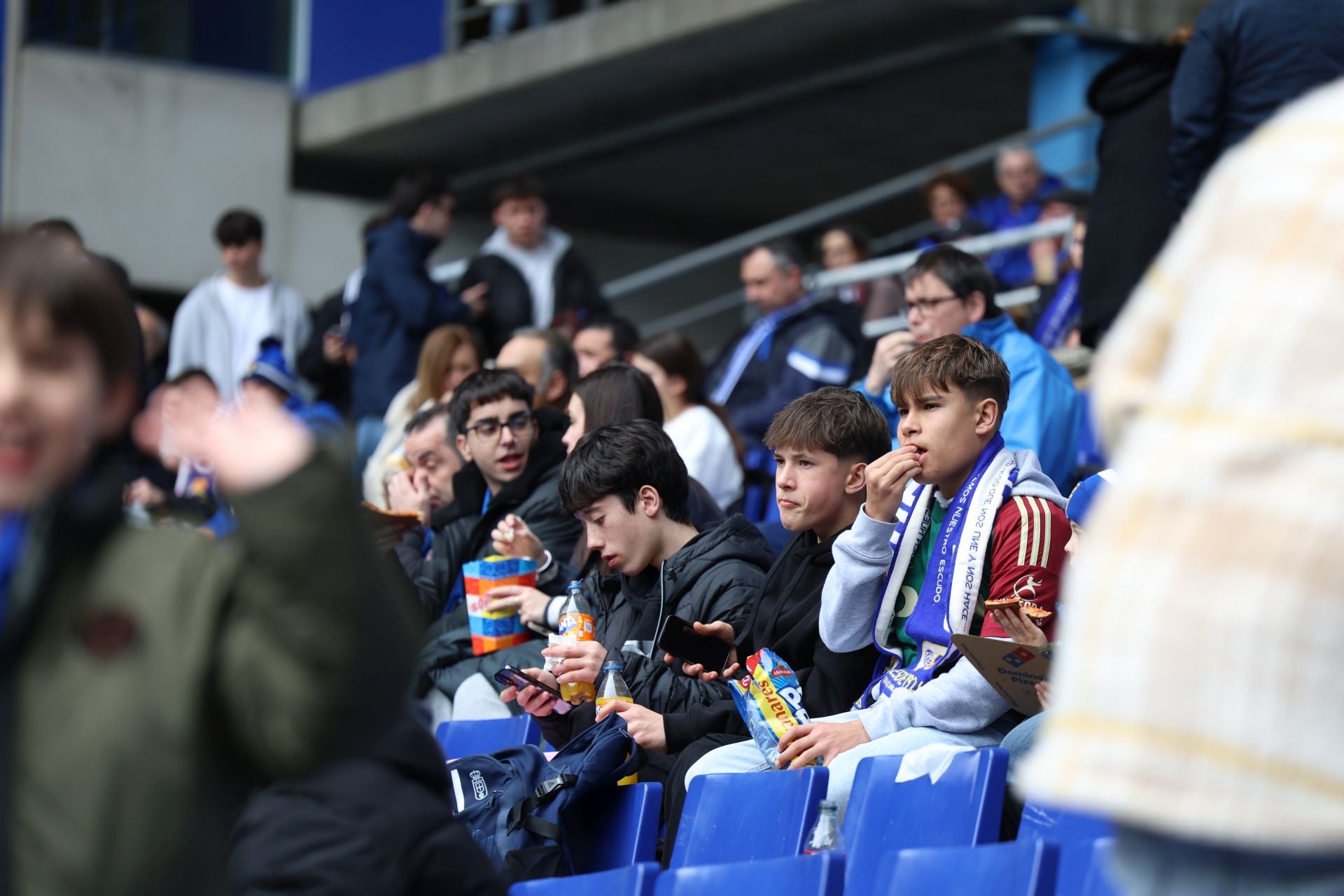 Fotos: ¿Estuviste en el Real Oviedo - Castellón? ¡Búscate!