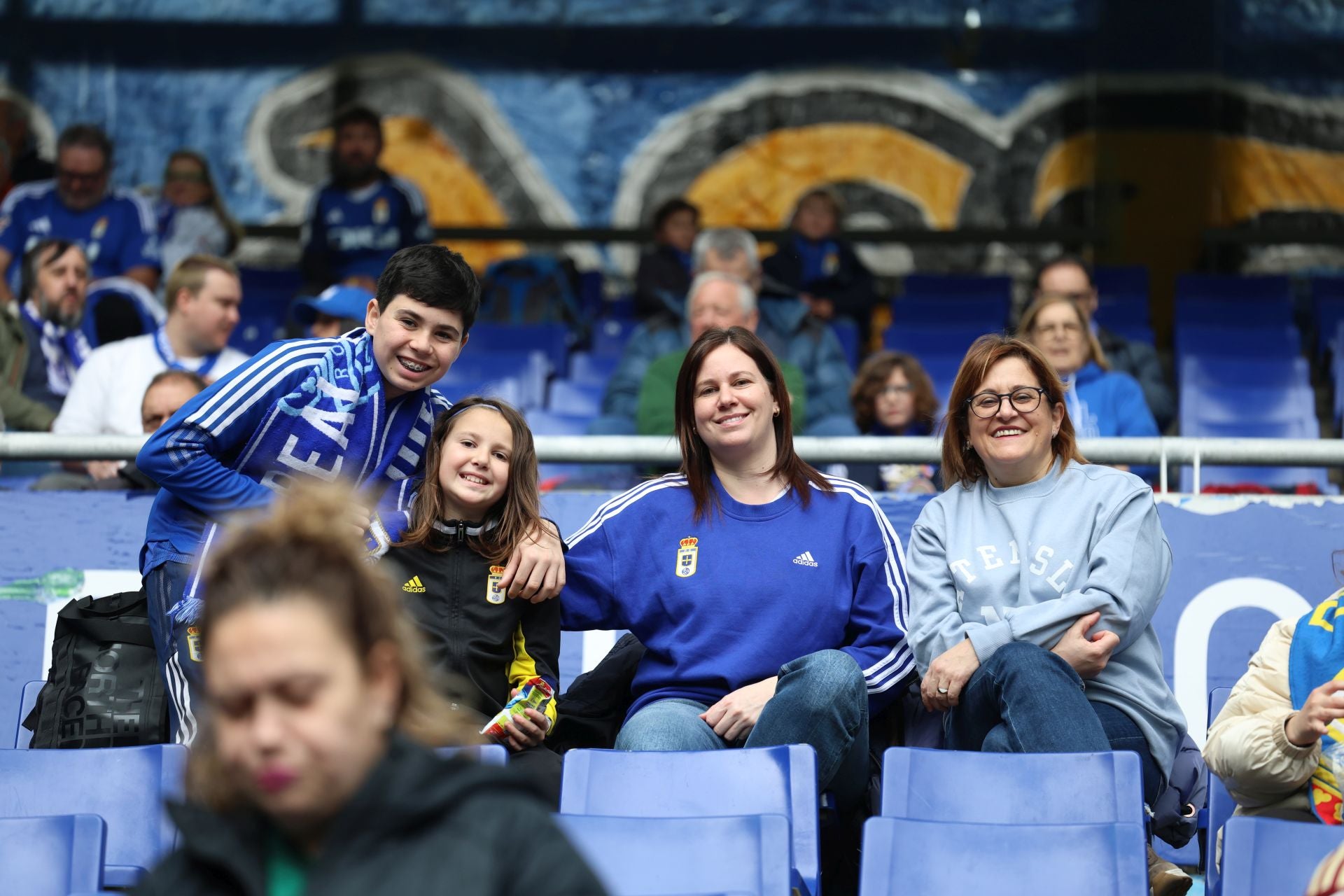 Fotos: ¿Estuviste en el Real Oviedo - Castellón? ¡Búscate!