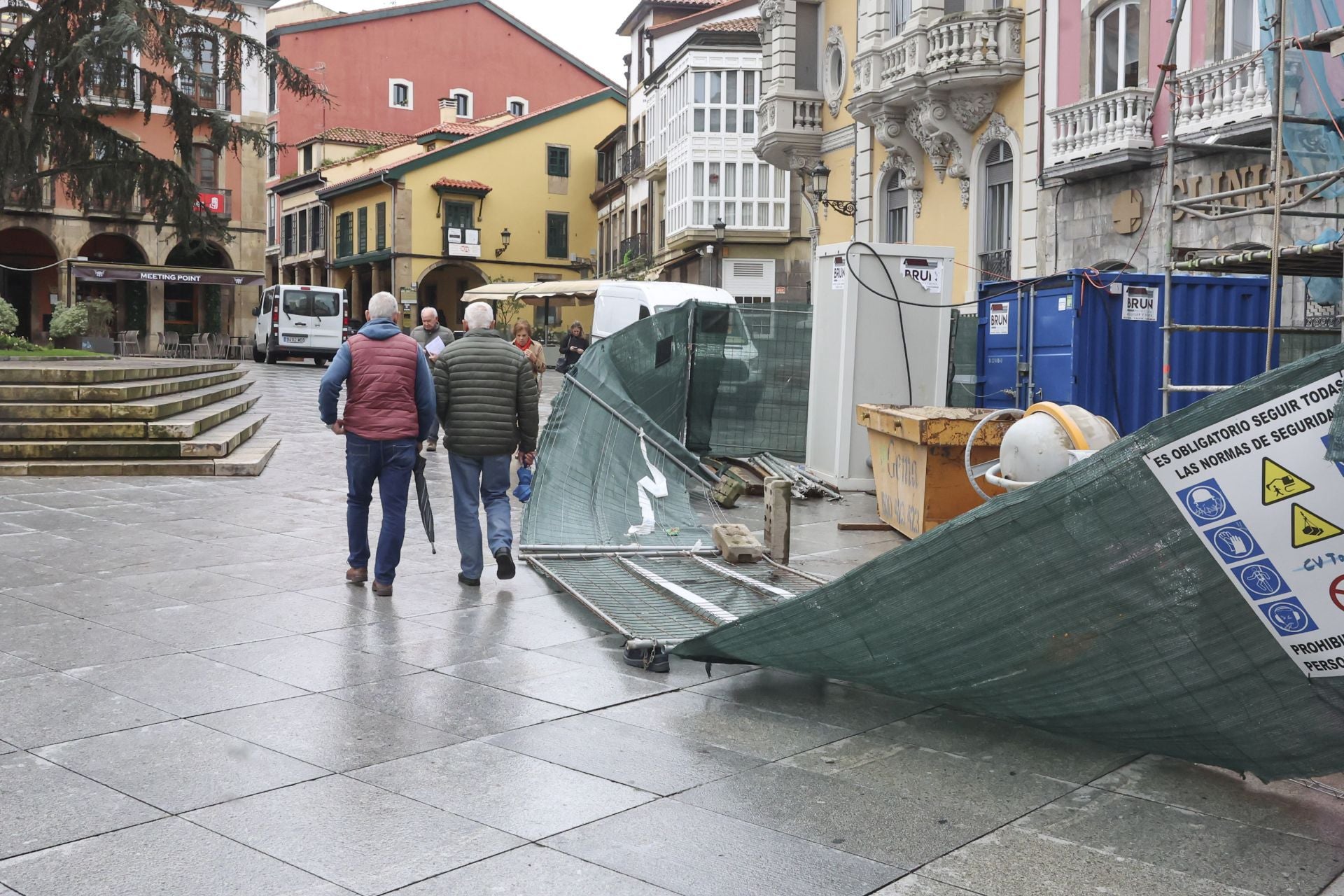 La borrasca &#039;Herminia&#039; golpea Asturias: los efectos del fuerte viento