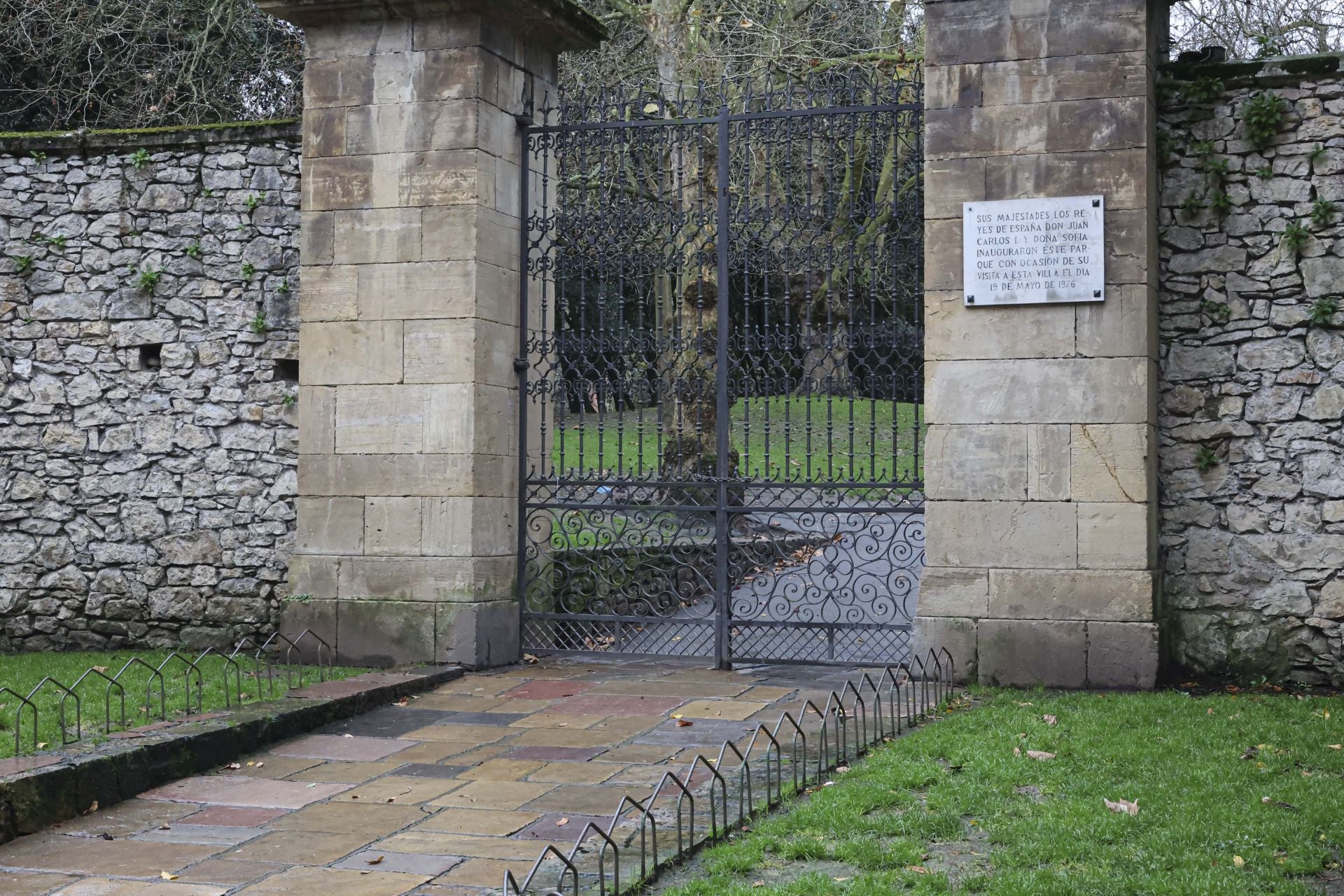 La borrasca &#039;Herminia&#039; golpea Asturias: los efectos del fuerte viento