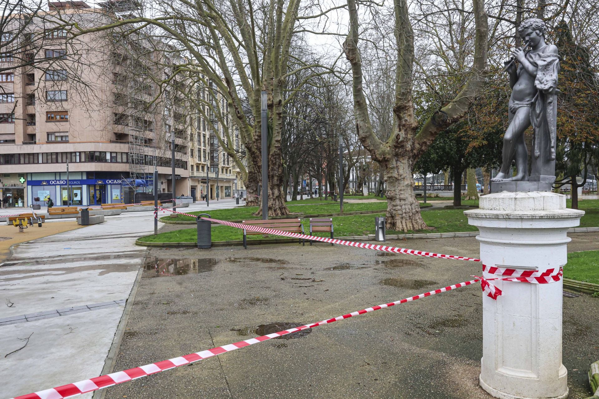 La borrasca &#039;Herminia&#039; golpea Asturias: los efectos del fuerte viento