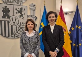 Adriana Lastra, delegada del Gobierno en Asturias, junto a Verónica Fernández, nueva jefa de la Unidad de Coordinación contra la Violencia sobre la Mujer