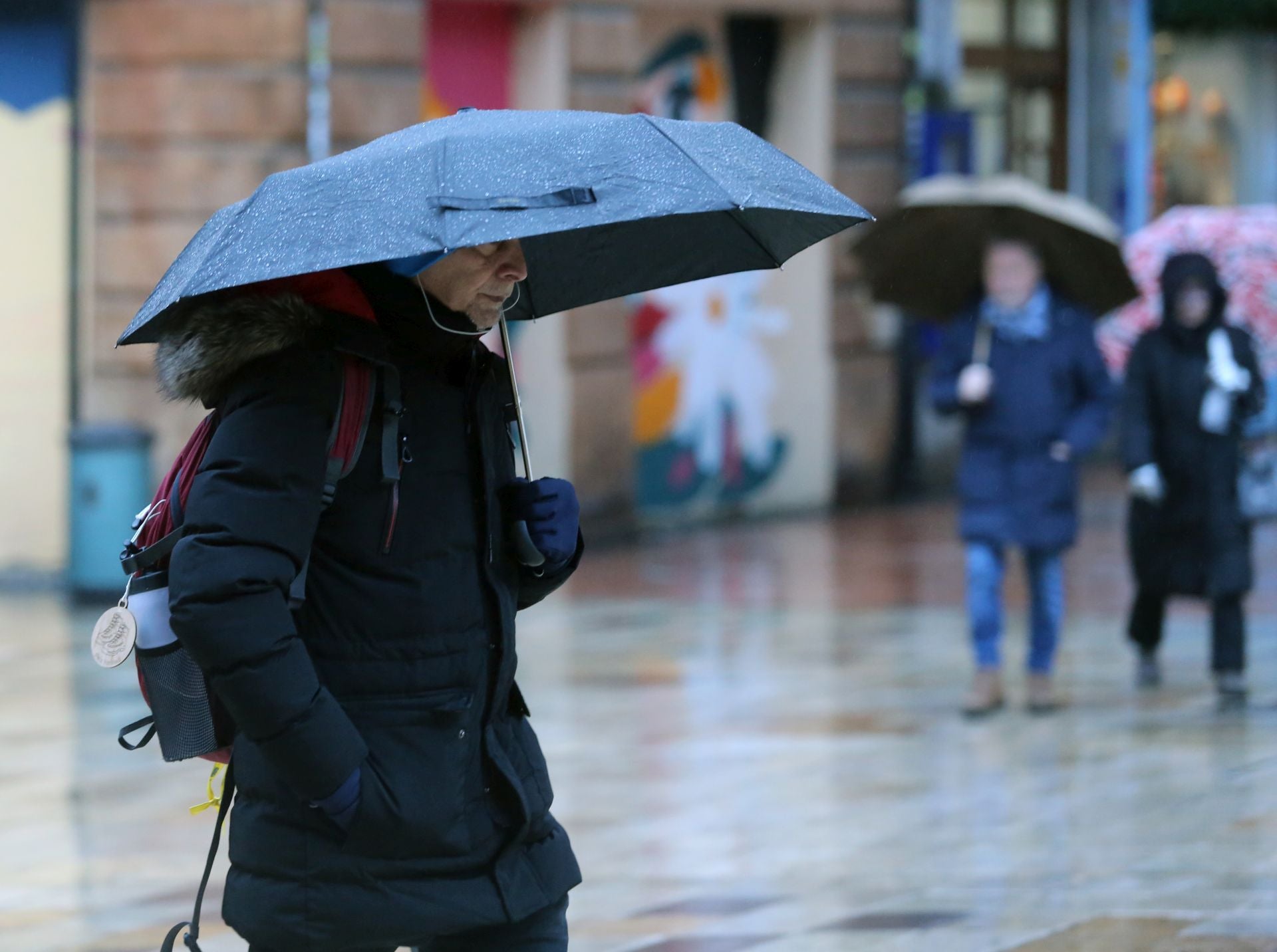 Nieve, mucho viento y fuerte oleaje en Asturias por cupla de &#039;Ivo&#039;