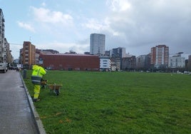 En marcha el cierre perimetral de la zona canina del solarón