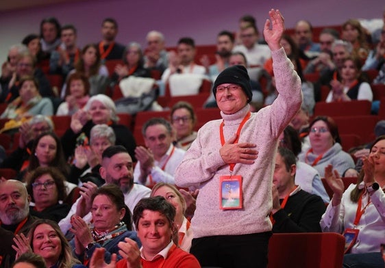 Antonio Trevín, en su última aparición pública, en el congreso de la FSA celebrado este mismo mes en Avilés, donde recibió la ovación de sus compañeros de partido.