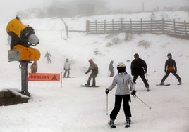 A esquiar en Asturias a pesar del mal tiempo