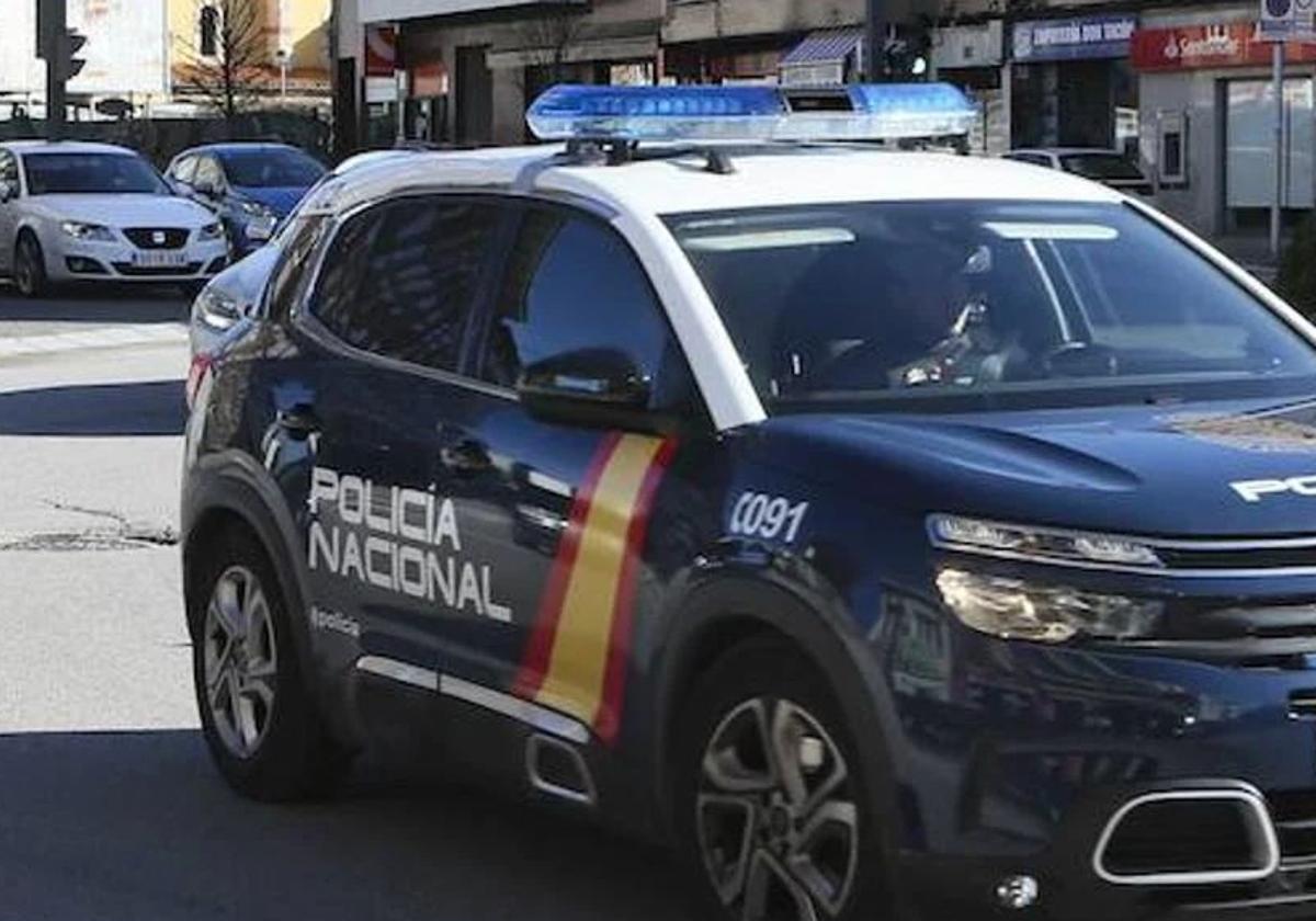 Dos jóvenes de 15 años detenidos por robar a punta de navaja a menores en Gijón