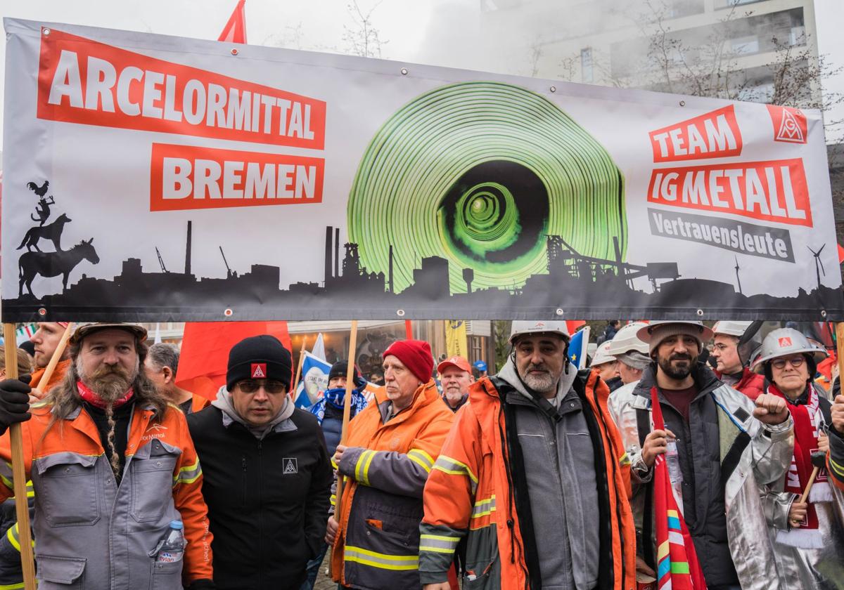 Trabajadores de la siderurgia exigen en Bruselas futuro para el acero europeo