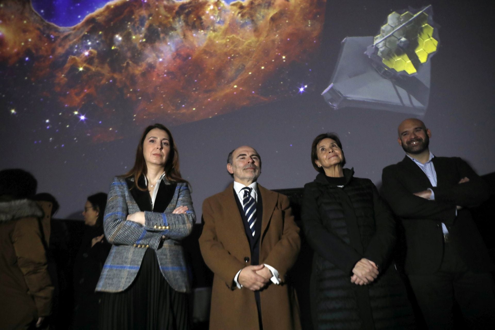 El espacio al detalle: lo que ofrece el planetario de Gijón