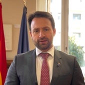 Álvaro Queipo, presidente del PP en Asturias, felicita a EL COMERCIO