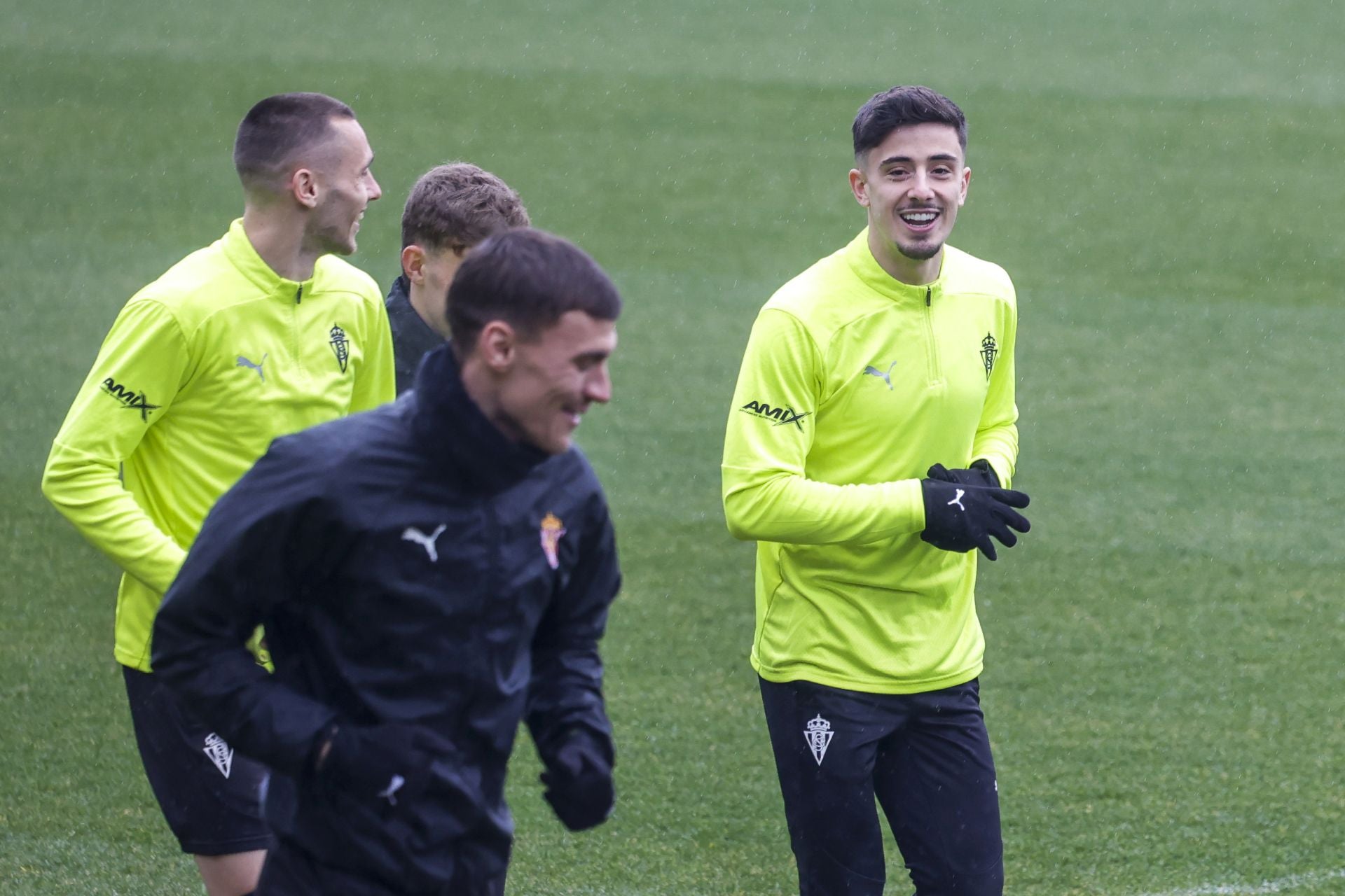 Entrenamiento del Sporting de Gijón (07/02/2025)