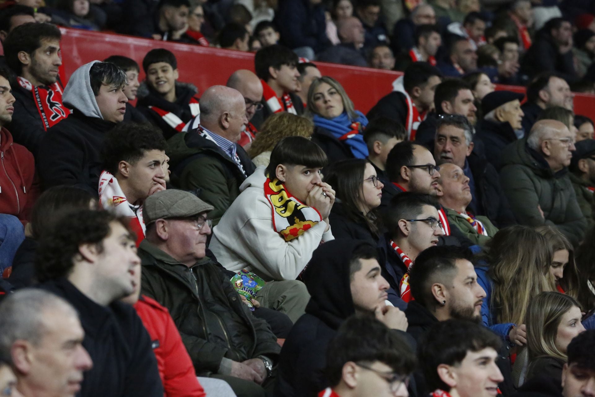 ¿Estuviste animando al Sporting frente al Eibar? ¡Búscate!