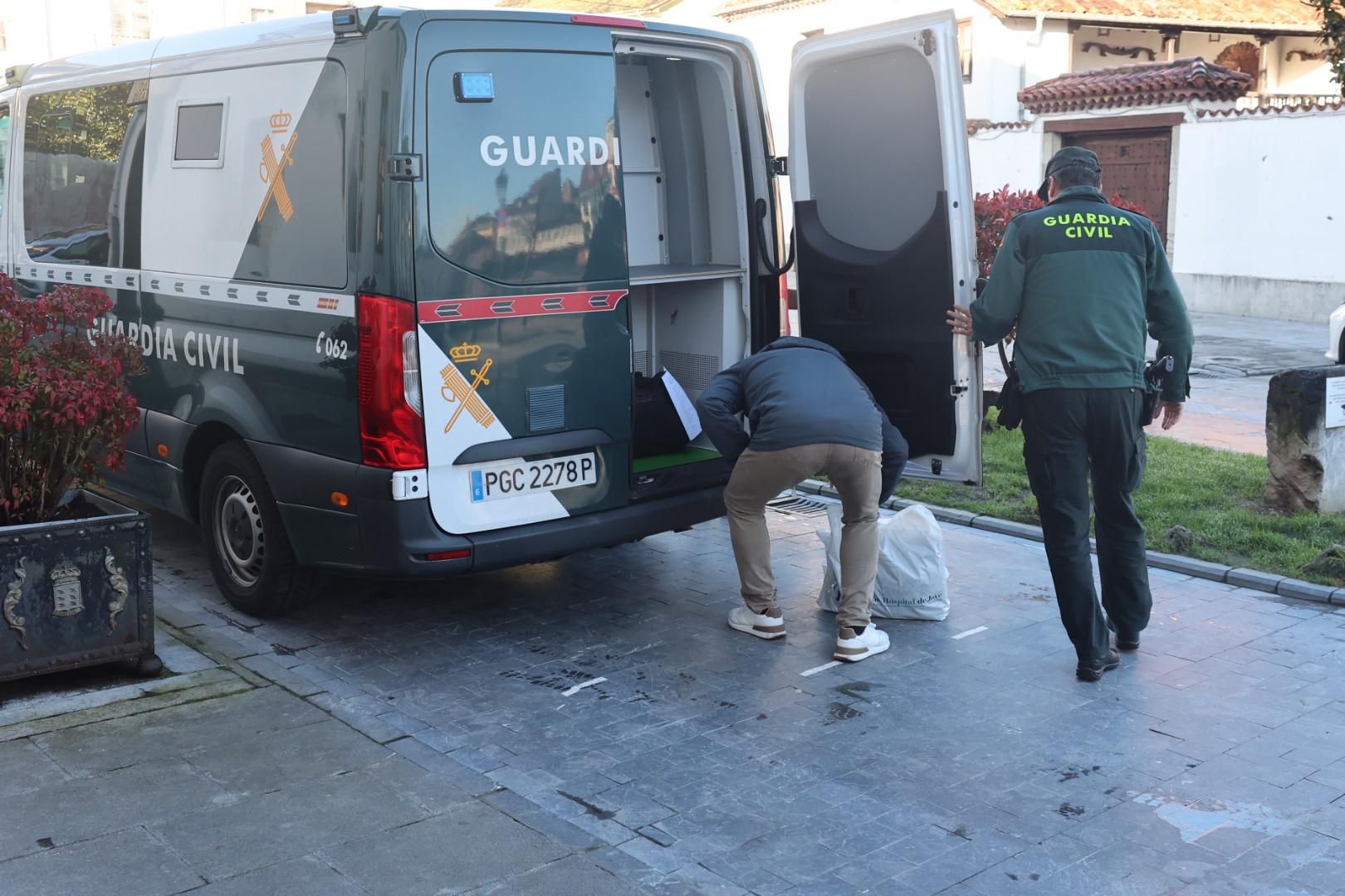 Frente al juez los cuatro detenidos en Asturias por el alijo de droga hallado tras el naufragio