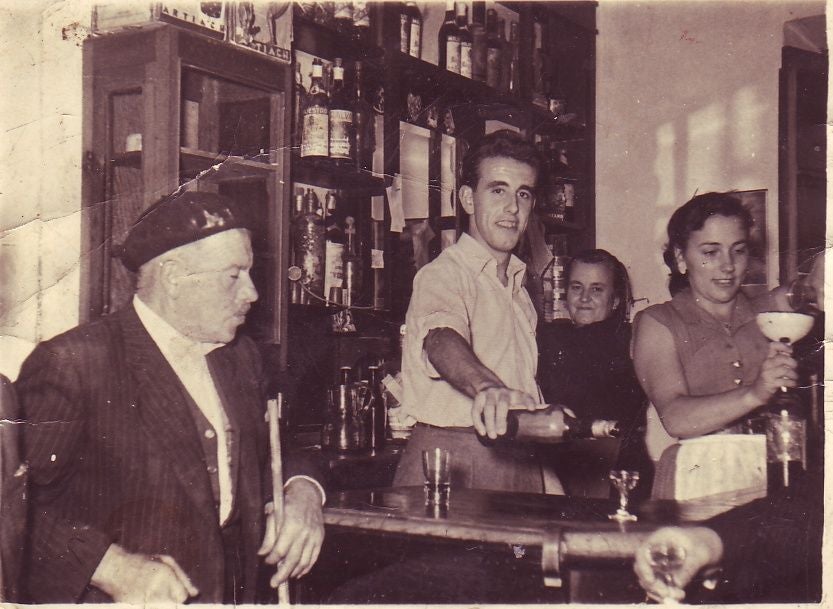Los abuelos de José Ramón y María Belén, en La Unión en 1950.