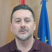 Javier Lanero, secretario General de UGT Asturias, felicita a EL COMERCIO