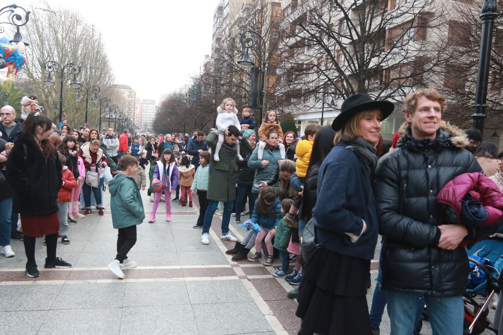 Diversión y risas: Feten levanta el telón en Gijón