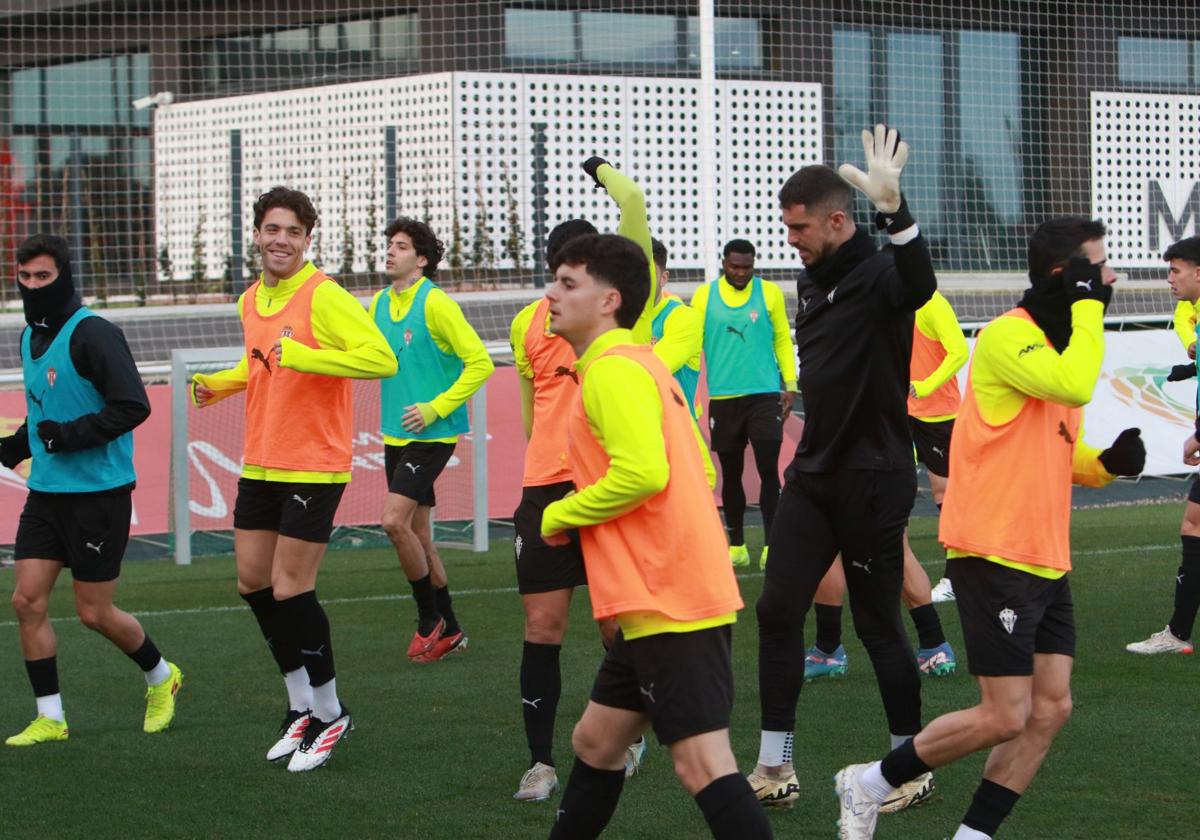 Entrenamiento del Sporting esta mañana.