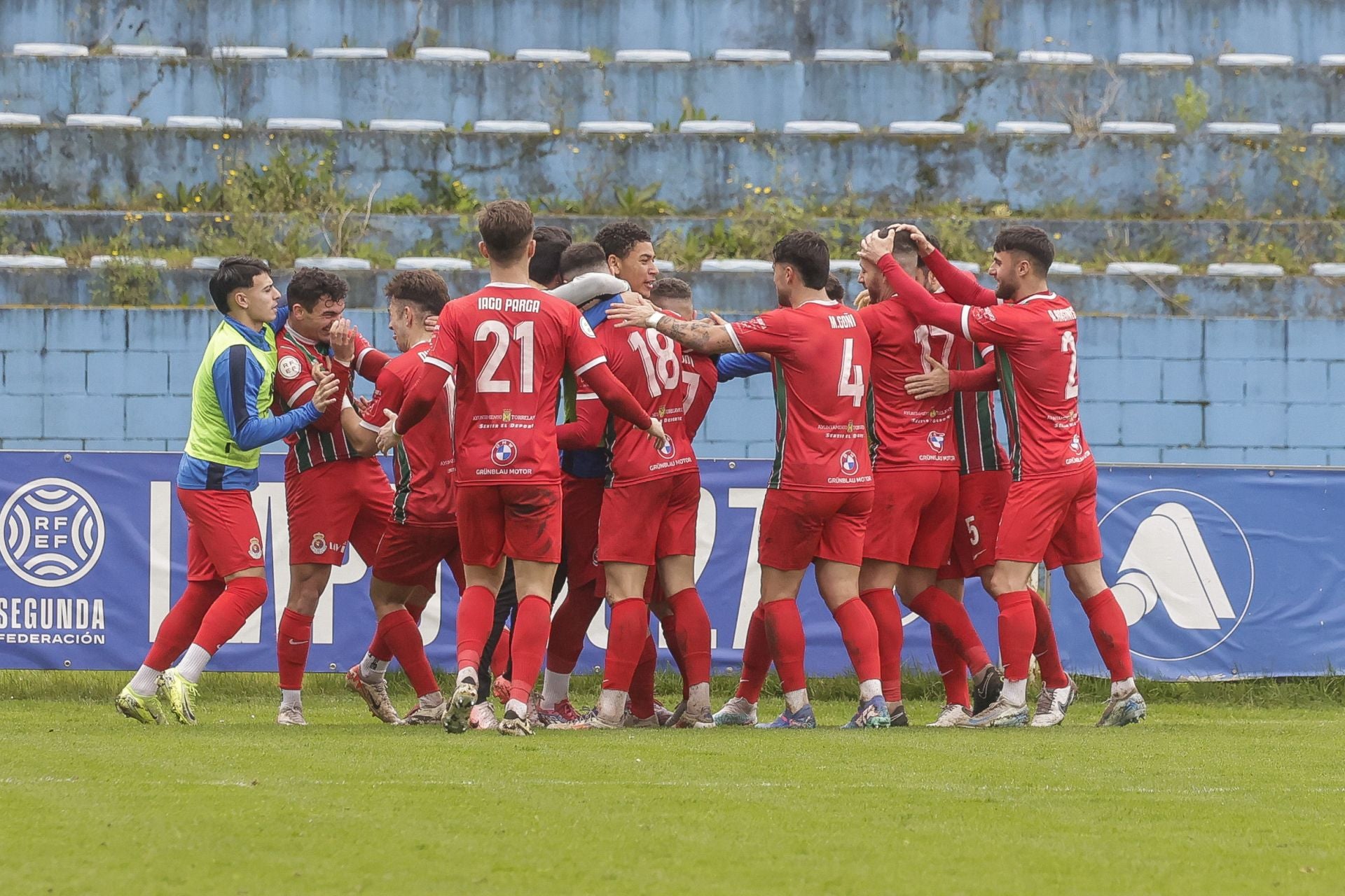 Las mejores imágenes del Real Avilés (2-2) Gimnástica