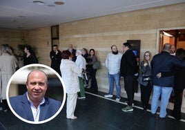 Numerosas personas pasaron este lunes por el tanatorio para dar el último adiós a César Telenti.