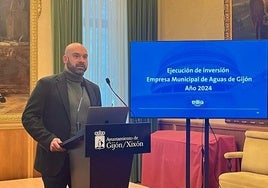 Jesús Martínez Salvador, esta mañana durante la presentación de las inversiones de la EMA.