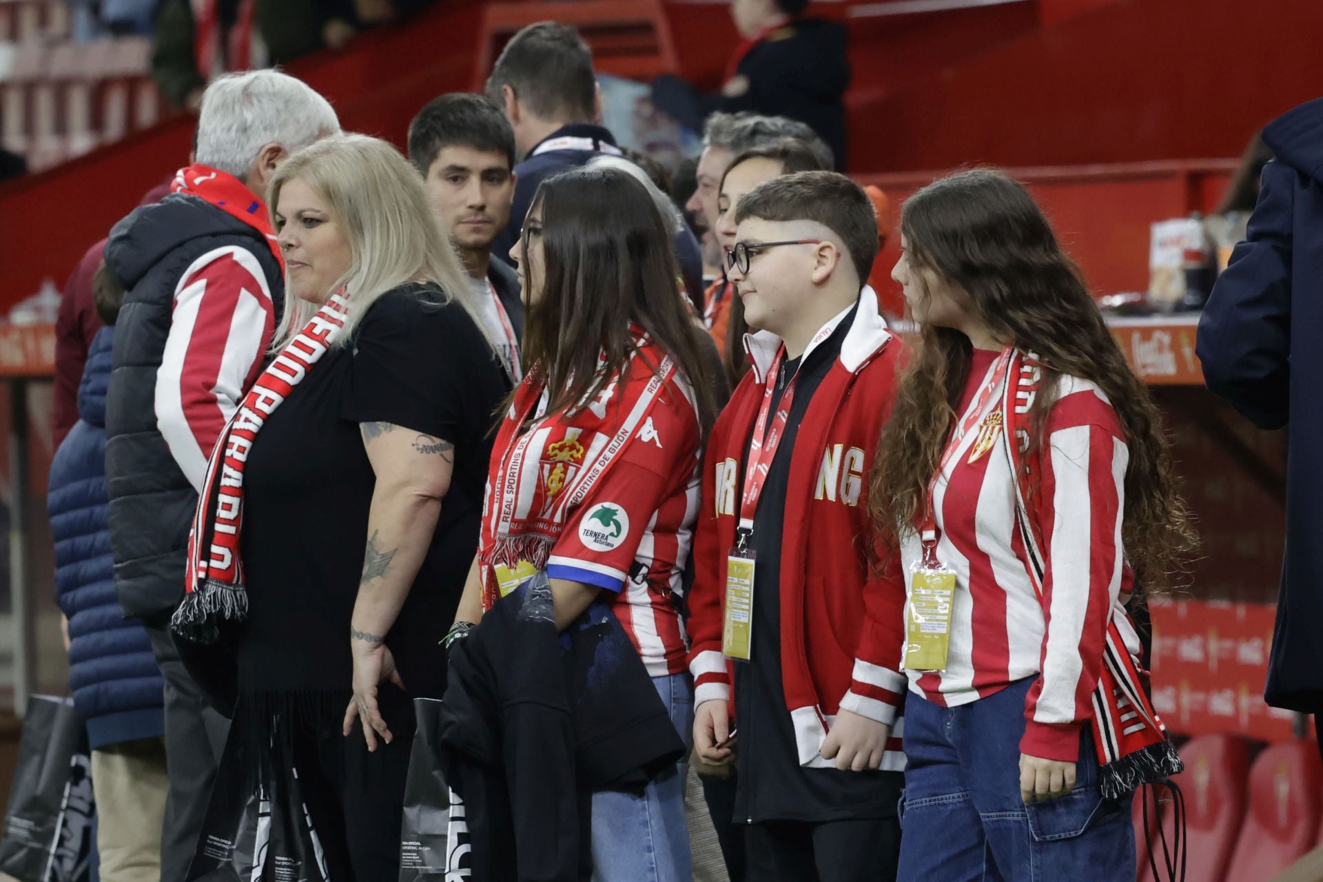 ¿Estuviste en el Sporting de Gijón - Almería? ¡Búscate!