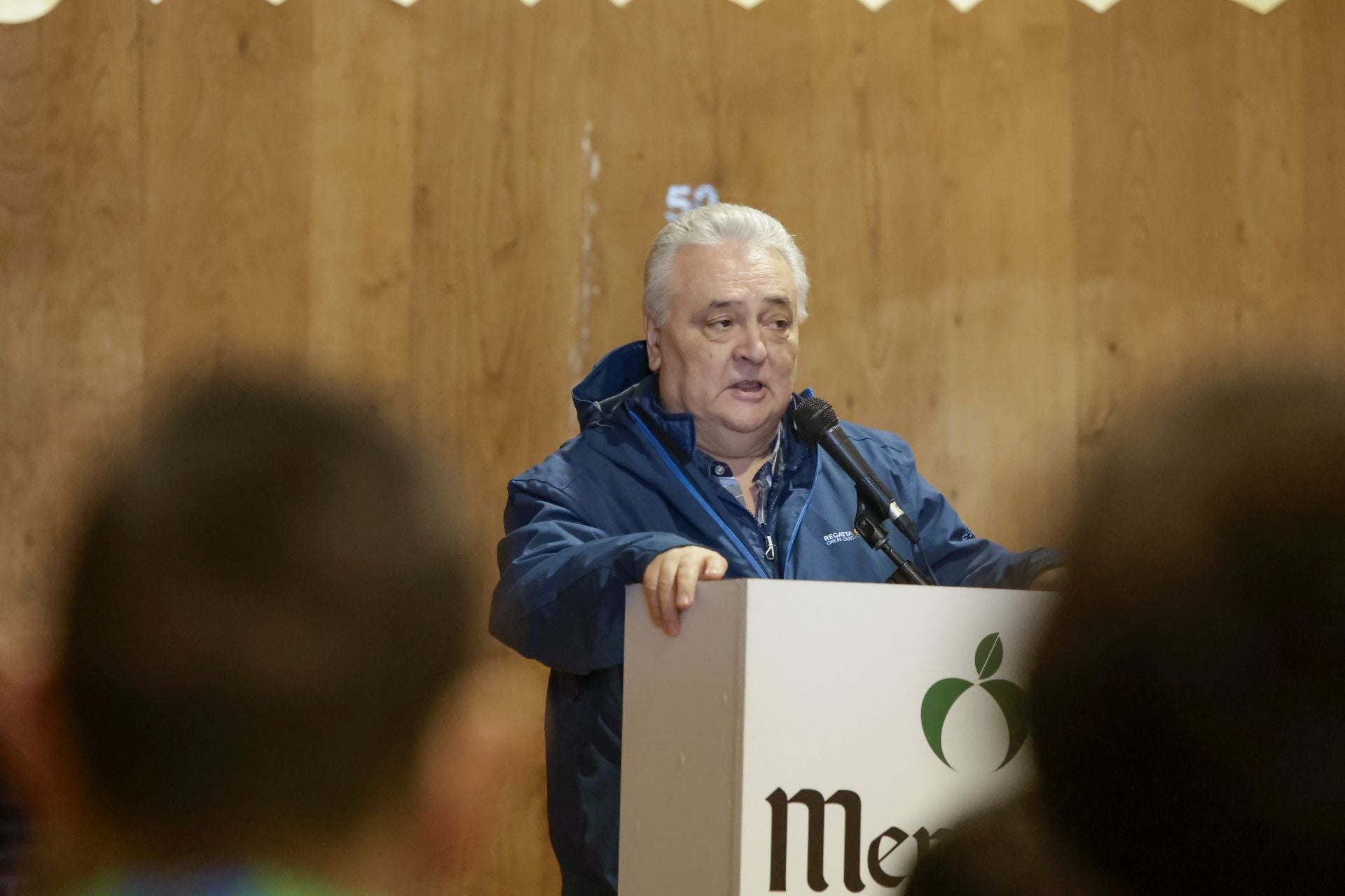 Presentación de los equipos de la escuela de ciclismo de Las Mestas