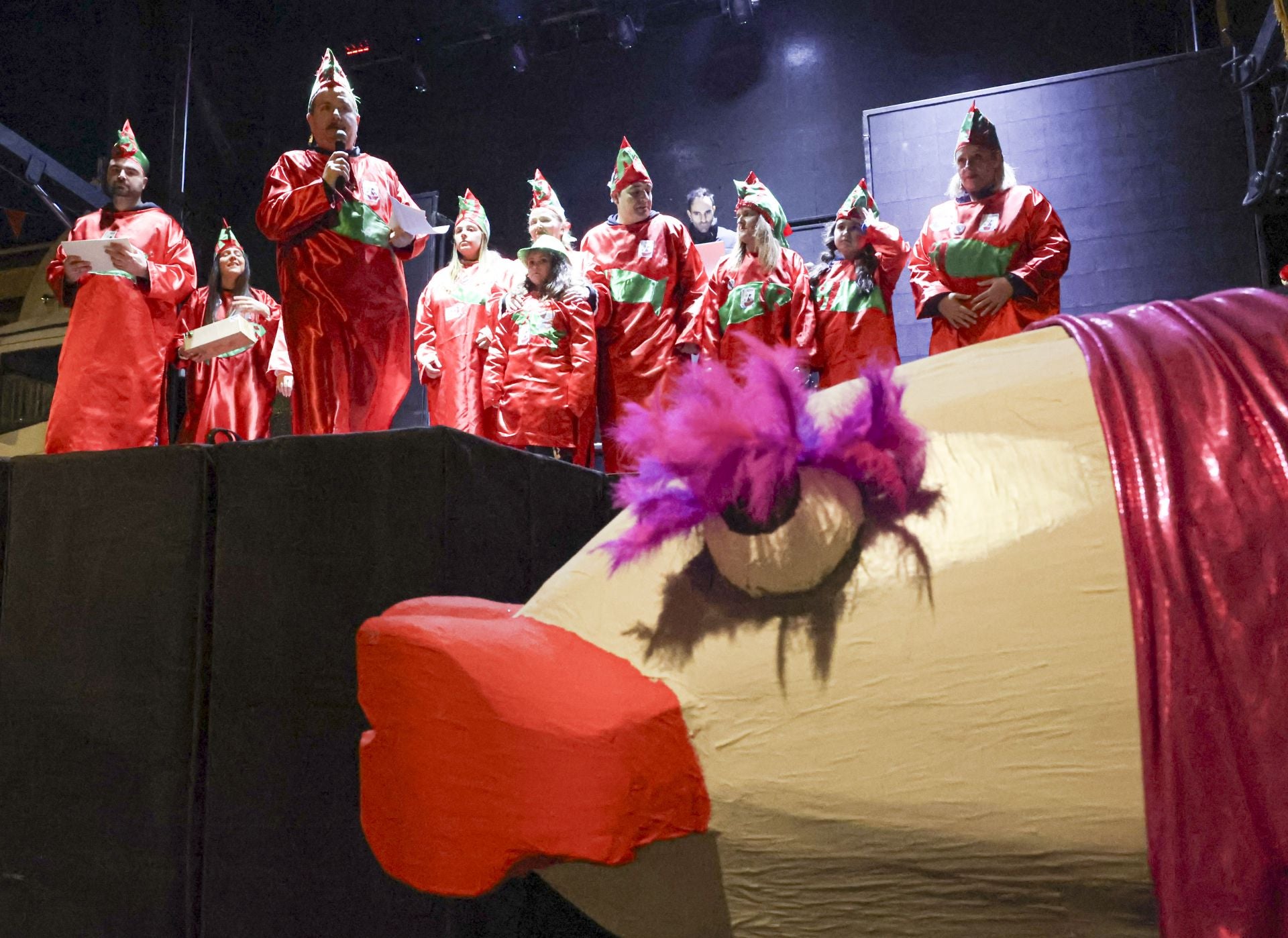 Llaranes arranca el Antroxu en Avilés