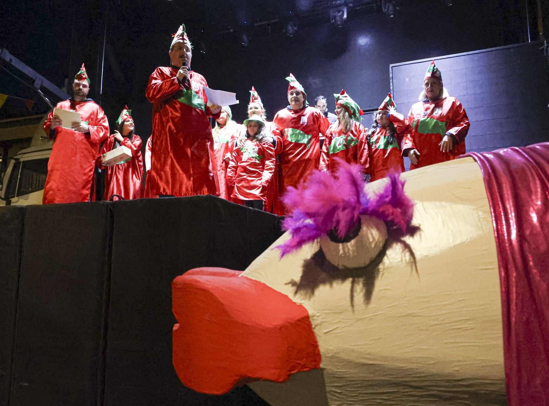 Llaranes arranca el Antroxu en Avilés