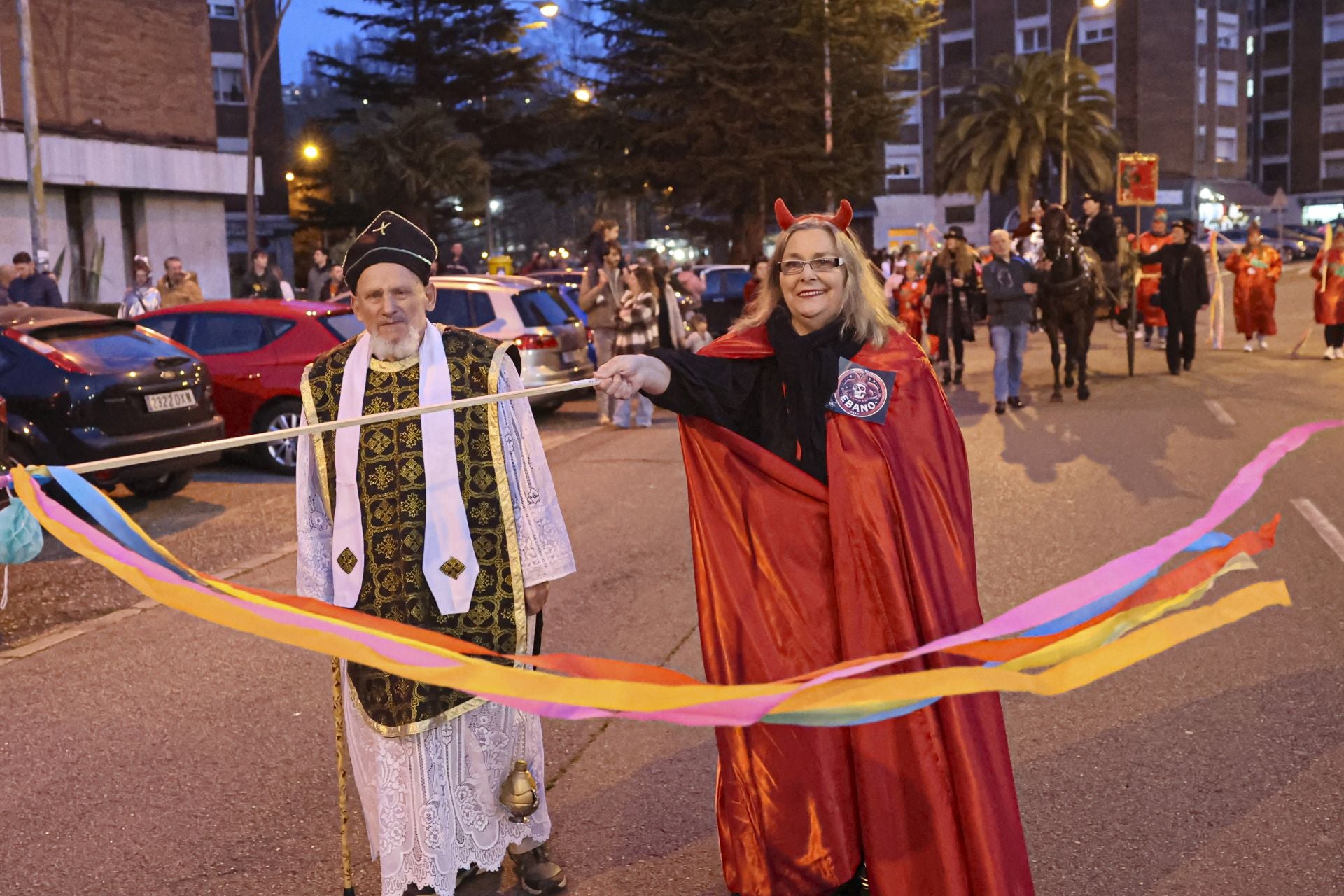 Llaranes arranca el Antroxu en Avilés