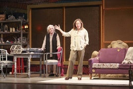 Lola Herrera y Natalia Dicenta protagonizan esta obra dirigida por Claudio Tolcachir que se estrenó ayer en Avilés.