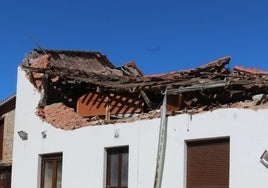 Estado en el que quedó la vivienda de Budores siniestrada.