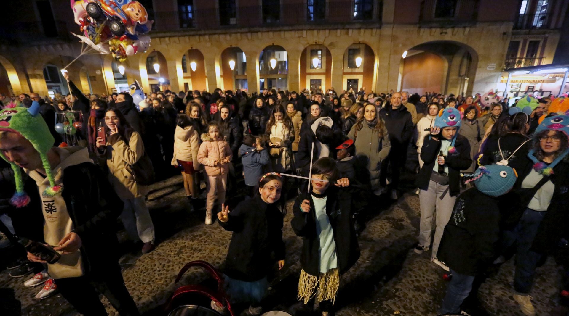El pregón da el pistoletazo de salida al Antroxu de Gijón