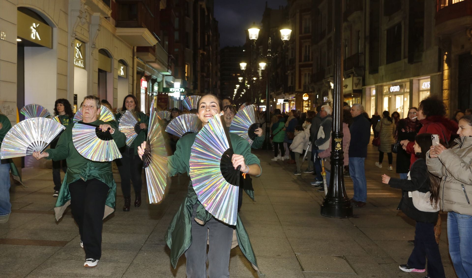 El pregón da el pistoletazo de salida al Antroxu de Gijón
