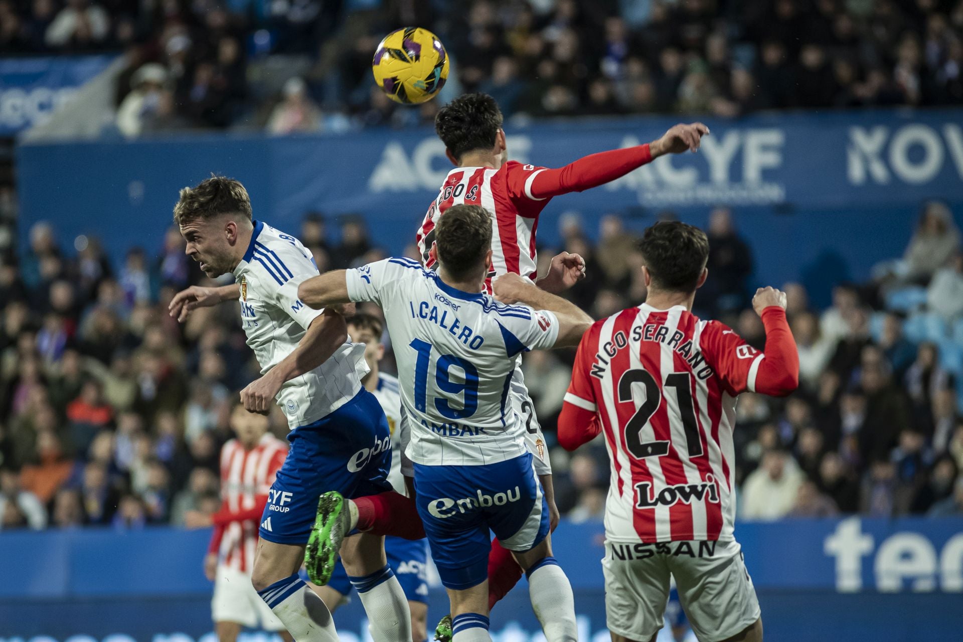 Las mejores imágenes del Zaragoza y Sporting de Gijón