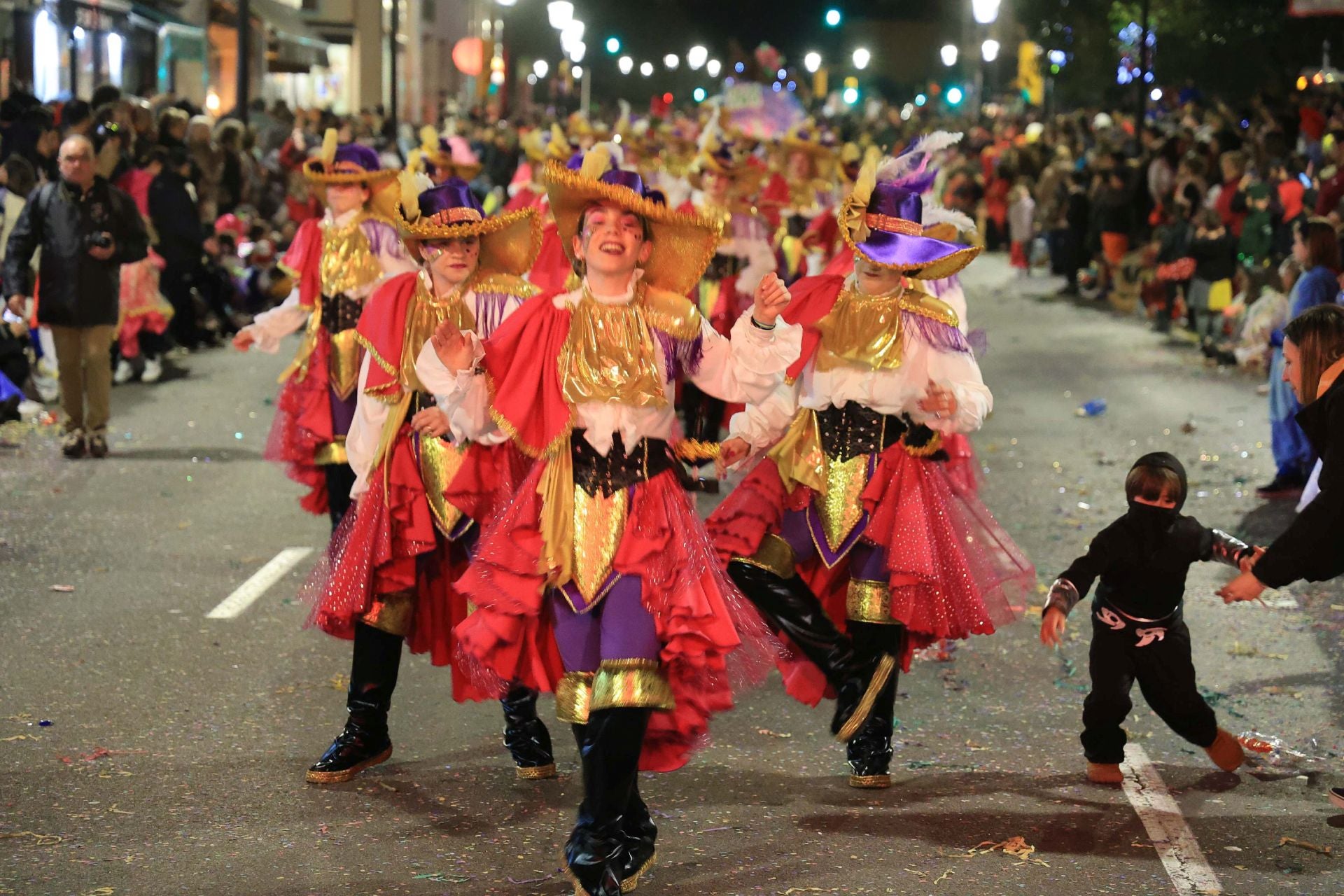 Las mejores imágenes del desfile del Antroxu de Gijón (I)