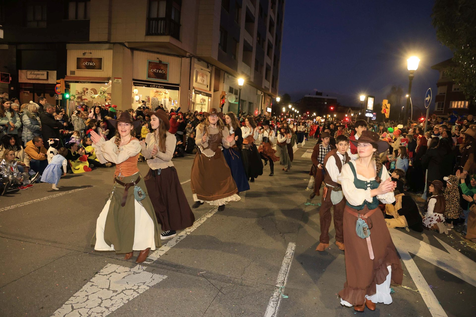 Las mejores imágenes del desfile del Antroxu de Gijón (II)