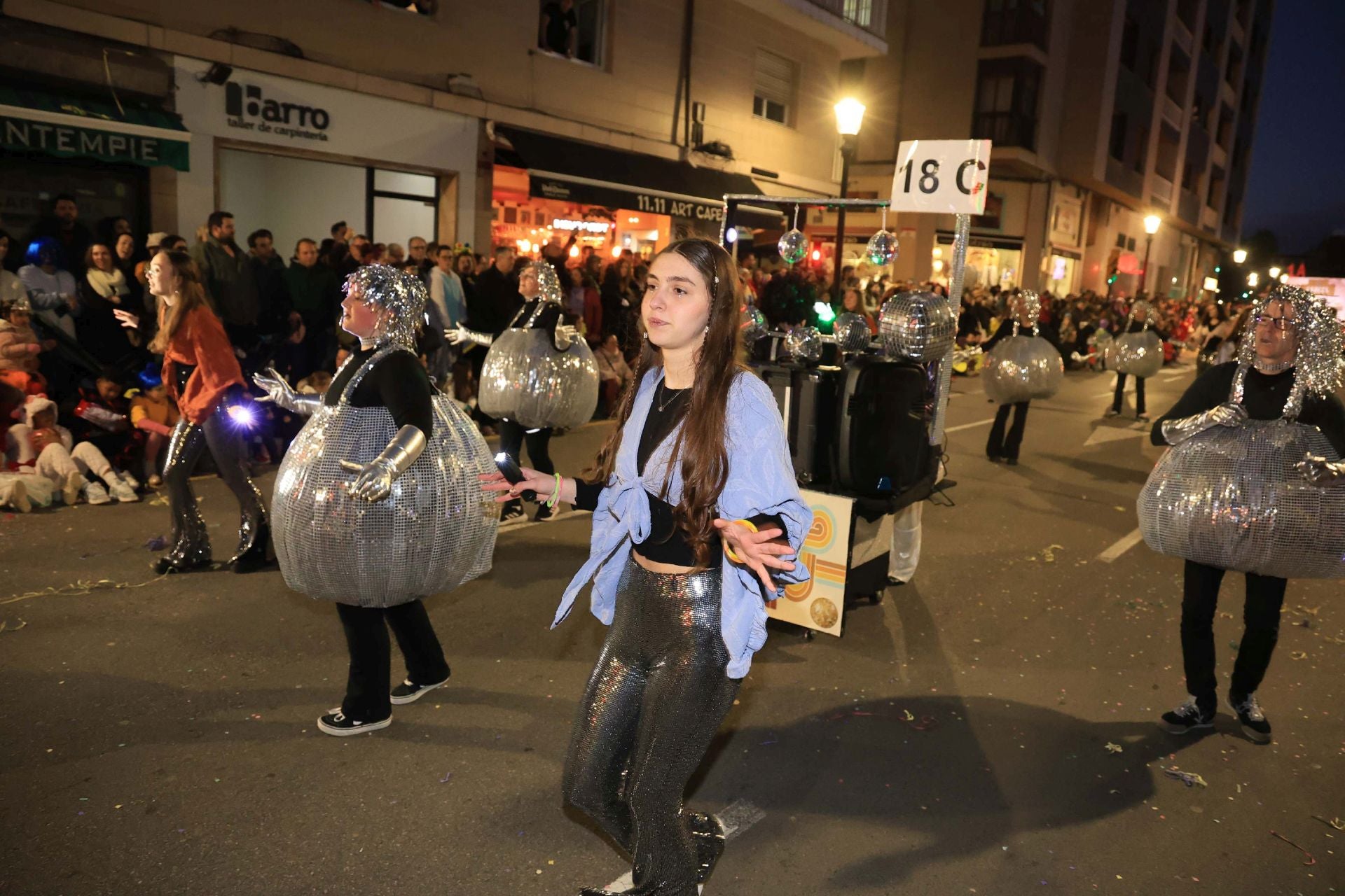 Las mejores imágenes del desfile del Antroxu de Gijón (II)