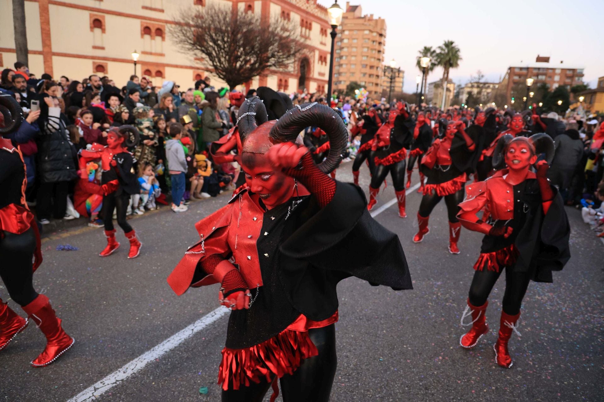 Las mejores imágenes del desfile del Antroxu de Gijón (II)