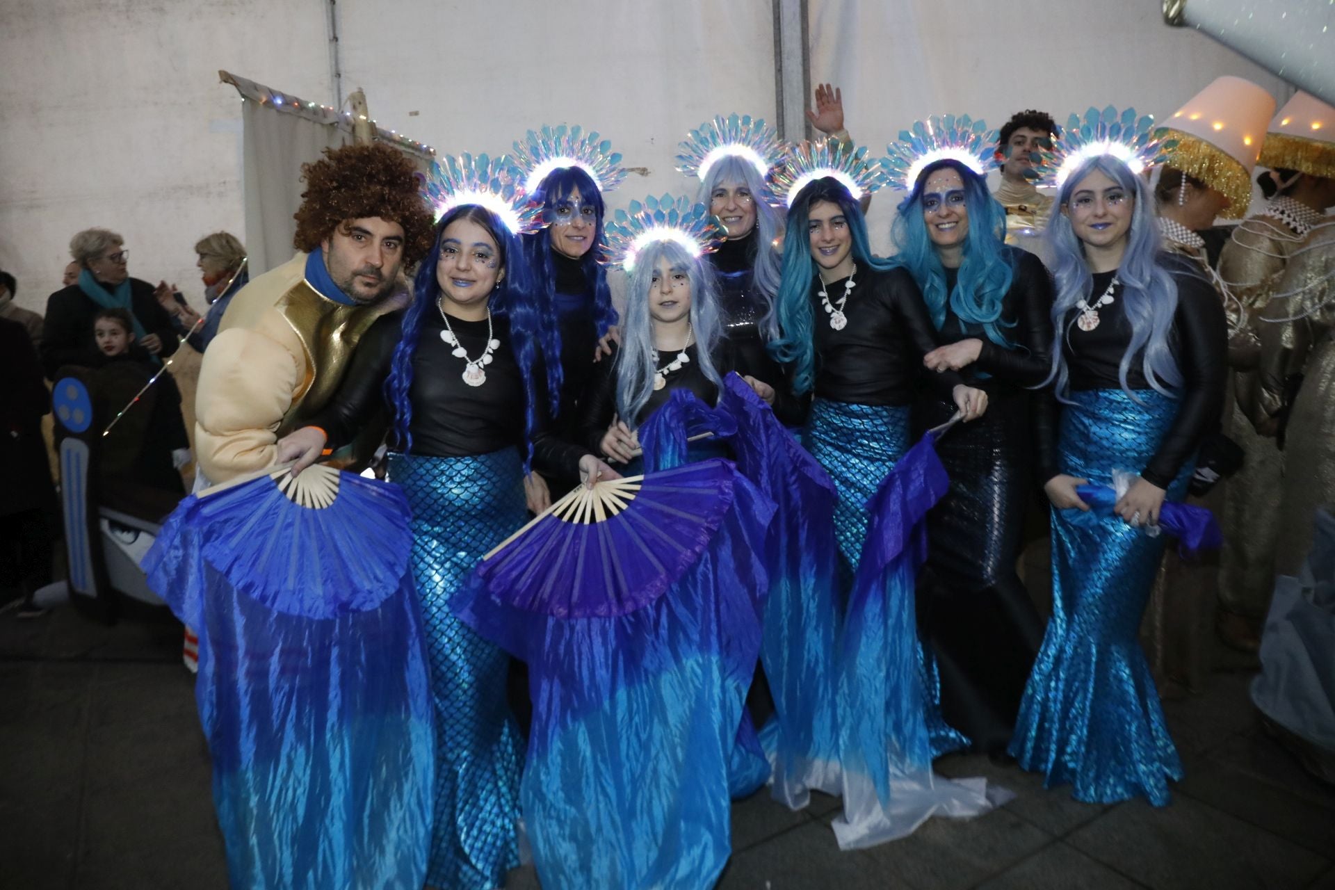 Diversión, música y todo tipo de disfraces en el Antroxu de Candás