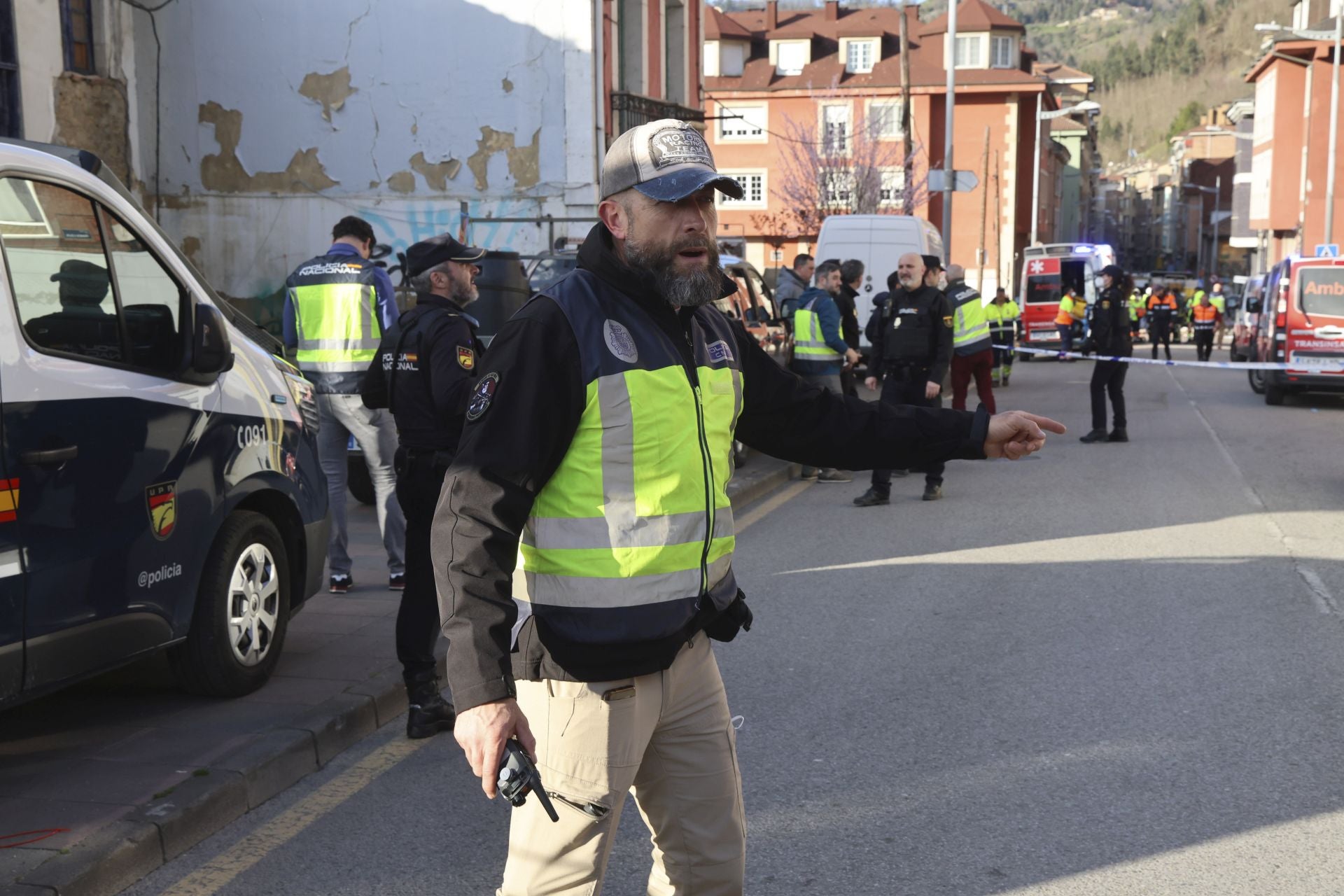 Las imágenes de la explosión de gas en Mieres que ha derrumbado un edificio