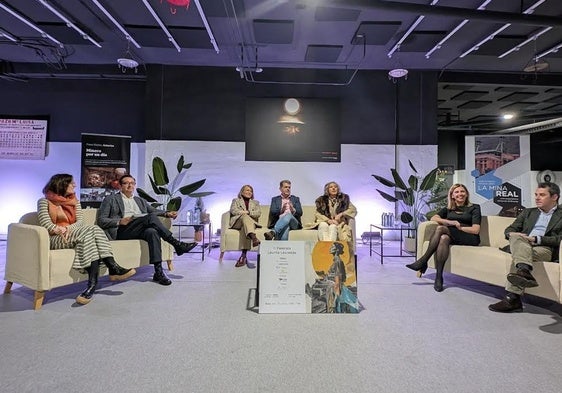 Un momento de la presentación de la pasarela de moda en el pozo Sotón
