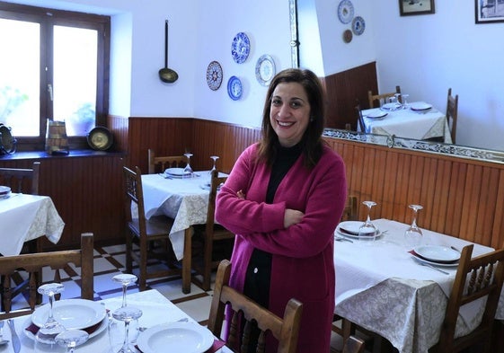 Carolina Rivas Gallego, en el comedor del restaurante.
