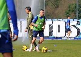 Santi Cazorla será una de las novedades en la convocatoria del Real Oviedo.