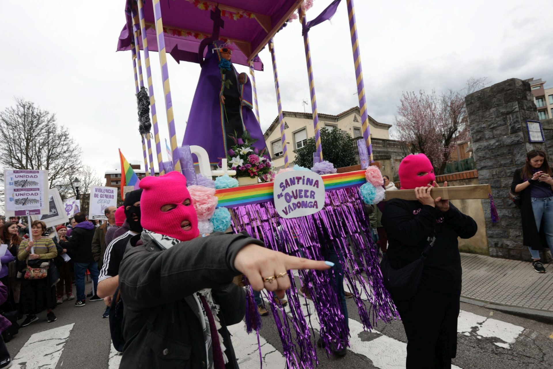 Asturias «respira lucha»: las fotos de la manifestación del 8M en Gijón