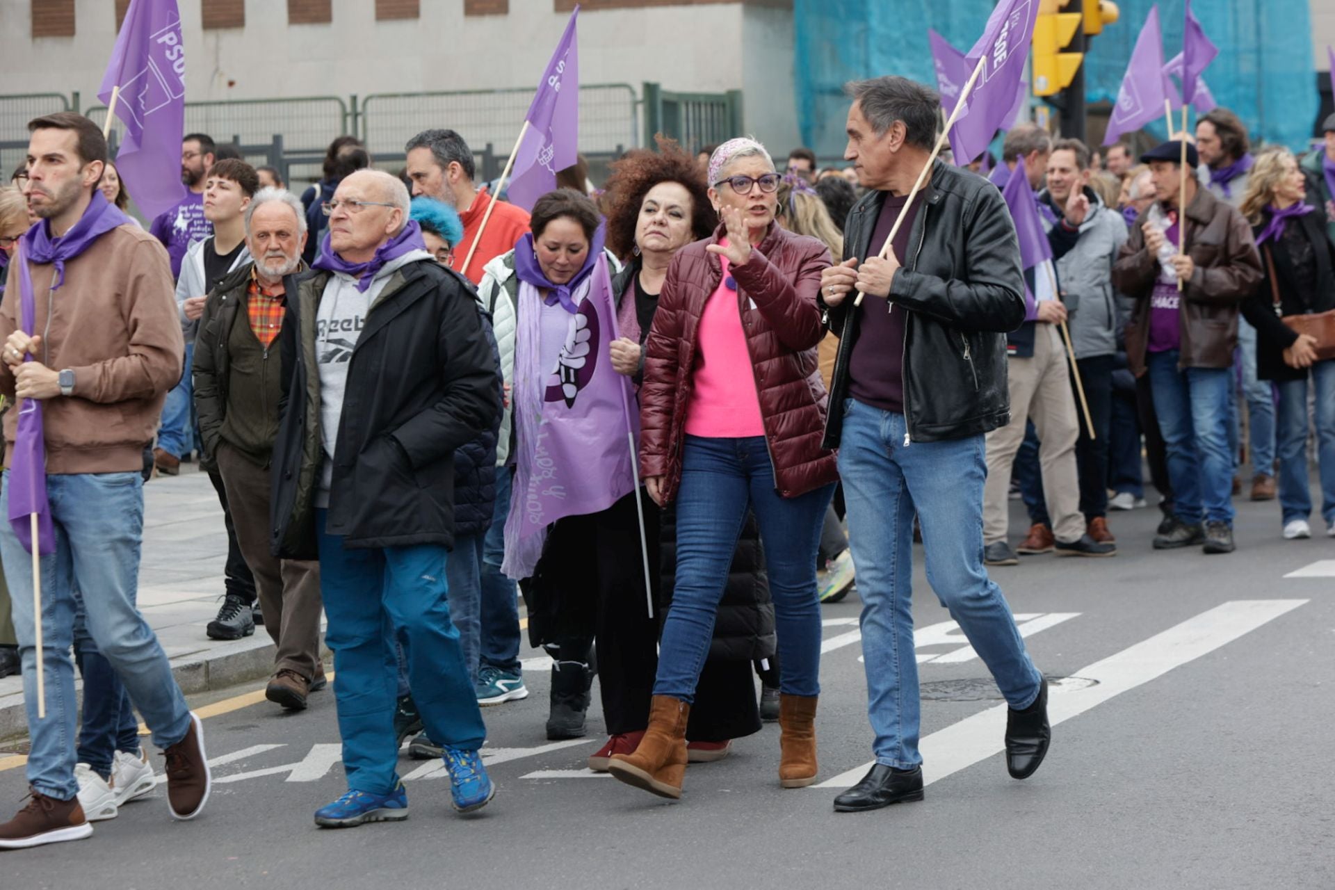 Asturias «respira lucha»: las fotos de la manifestación del 8M en Gijón