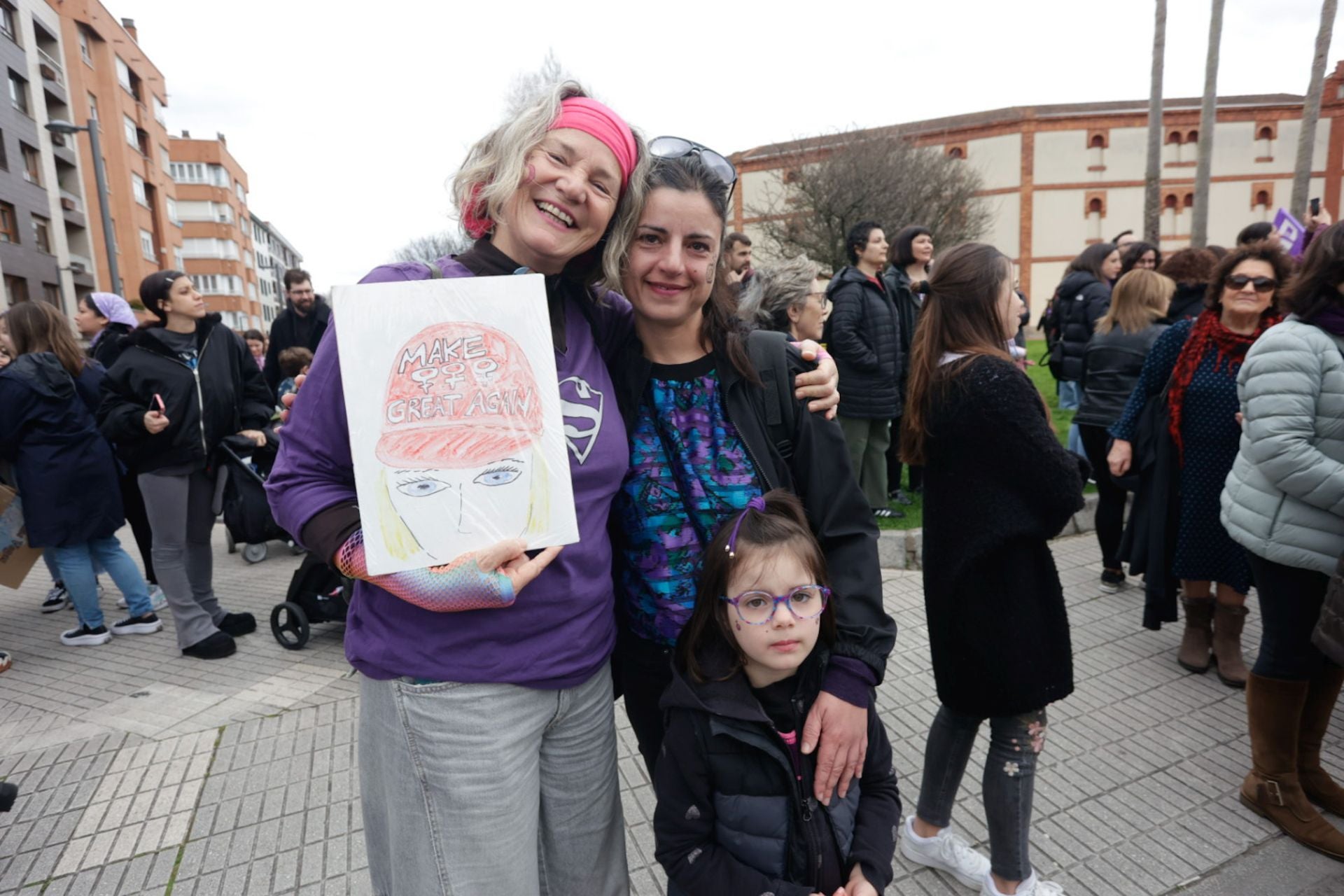 Asturias «respira lucha»: las fotos de la manifestación del 8M en Gijón
