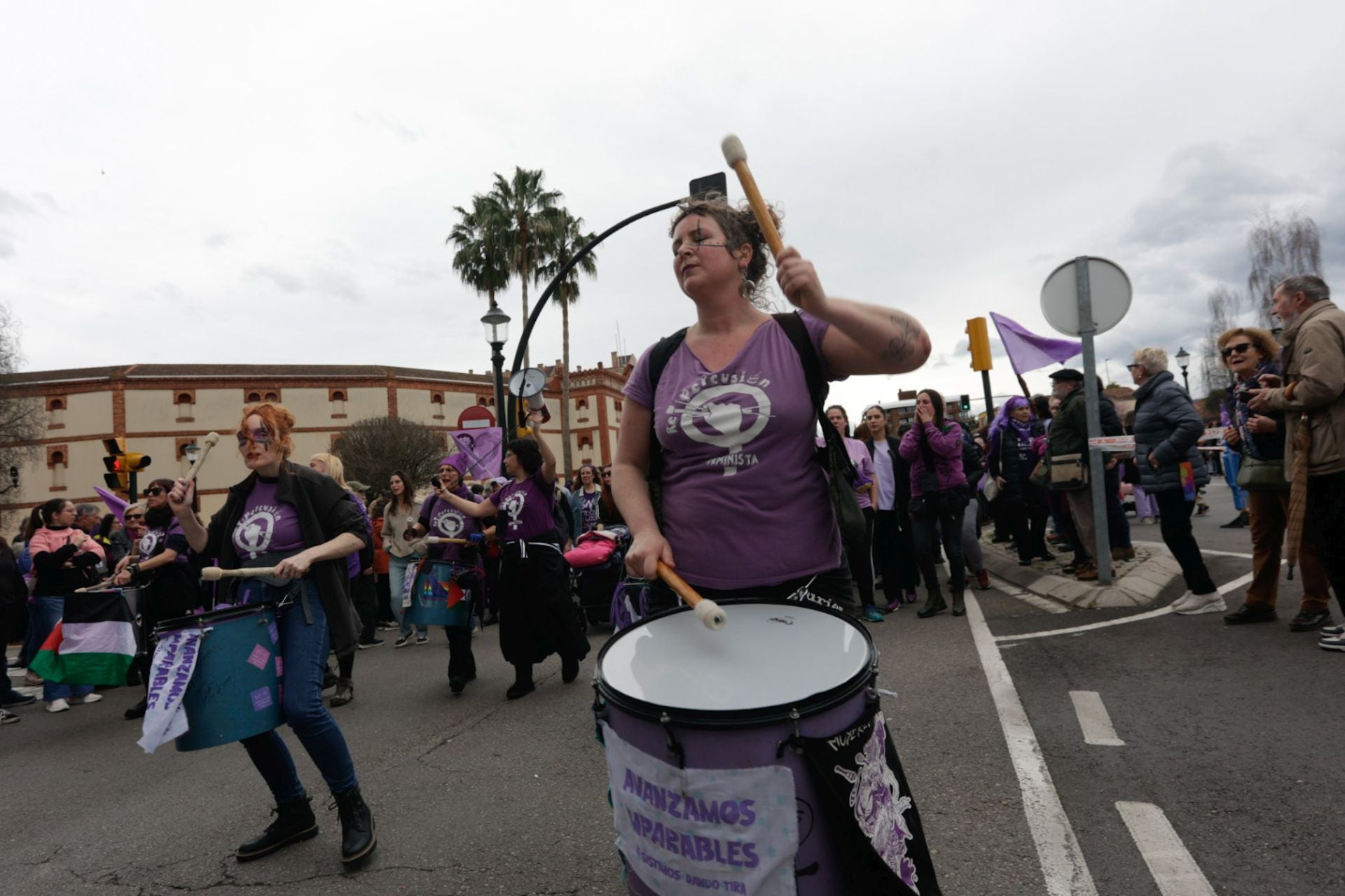 Asturias «respira lucha»: las fotos de la manifestación del 8M en Gijón