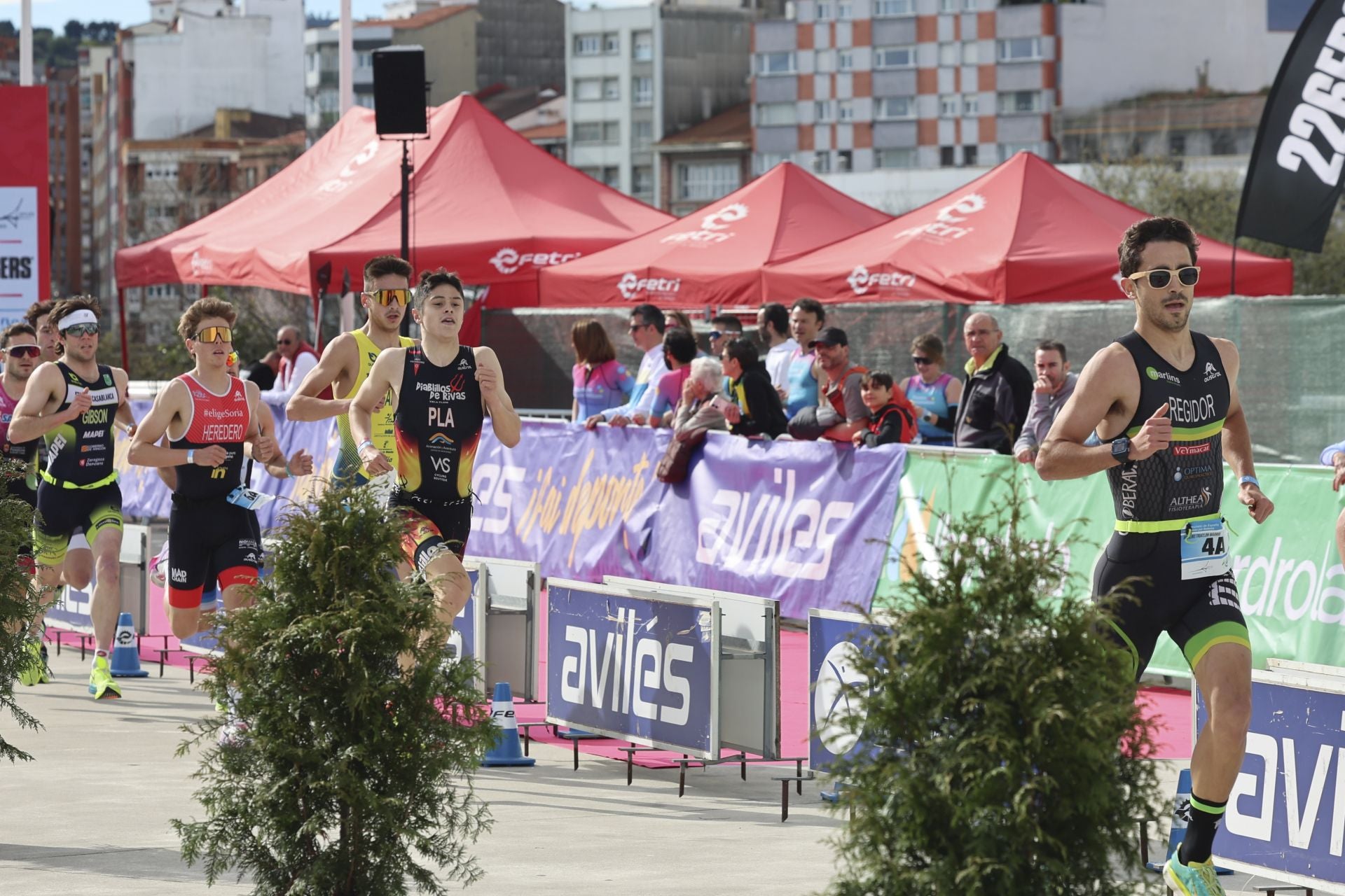 Avilés vibra con el Duatlón: las mejores fotos
